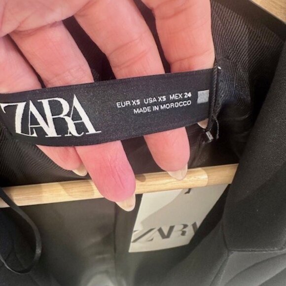 NWT - Black Zara Blazer - Picture 2 of 2